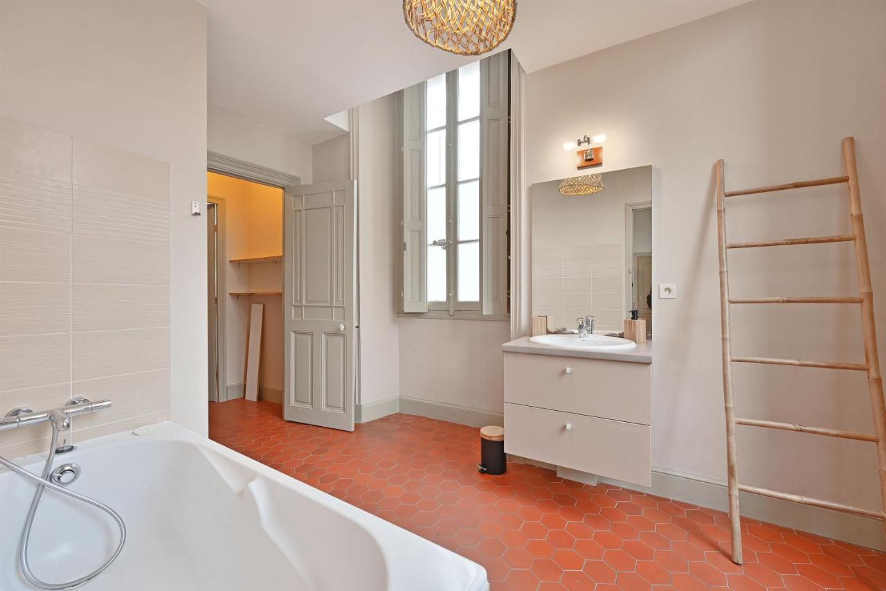 Апартаменты Le Vieux Sextier - Ac Clim - Lumineux - Wifi - Hypercentre Авиньон Экстерьер фото